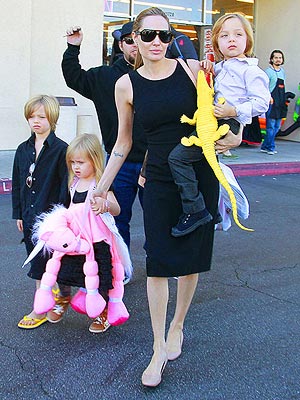Angelina Jolie And Brad Pitt Children 2012