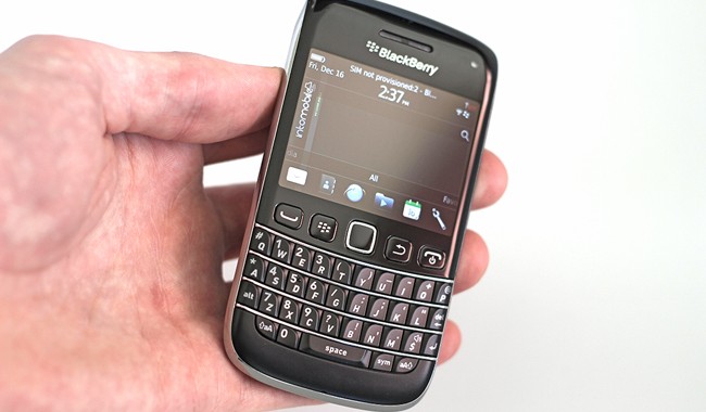 Blackberry Bold 9790 Review