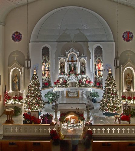 Pictures Of Christmas Decorations For Church