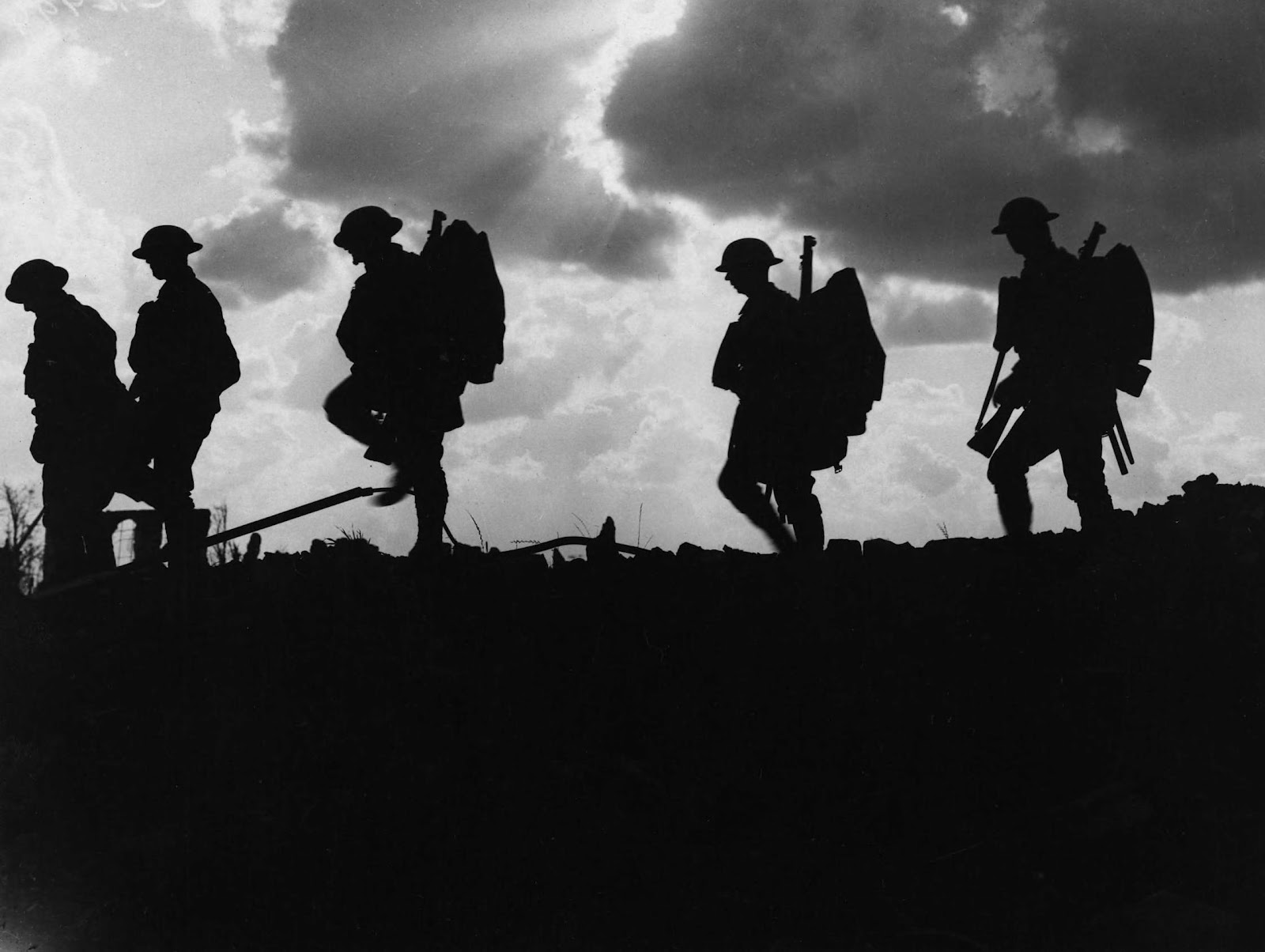 World War 2 Soldiers Silhouette